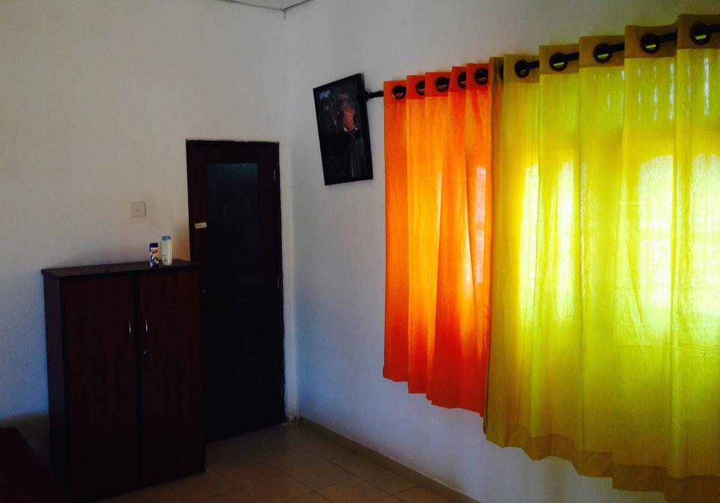 The Summer Corridor - Kataragama Phòng bức ảnh